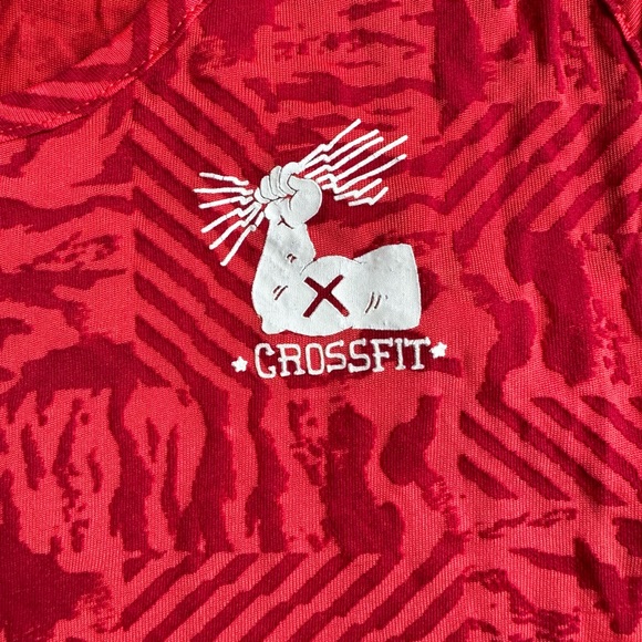 NWOT, never worn Reebok CrossFit tank top. - Picture 3 of 5